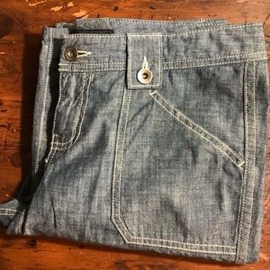 Banana Republic Lightweight Denim Pant Size 4